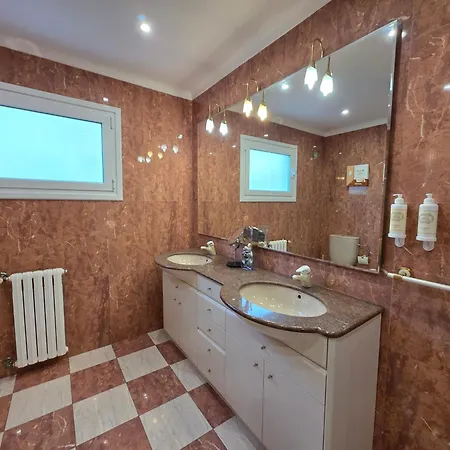 Castrum - Nature - Jacuzzi - Sauna - Banho Turc - Bilhar - Matraquilhos Villa