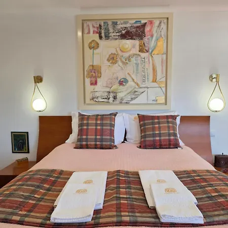 Castrum - Nature - Jacuzzi - Sauna - Banho Turc - Bilhar - Matraquilhos