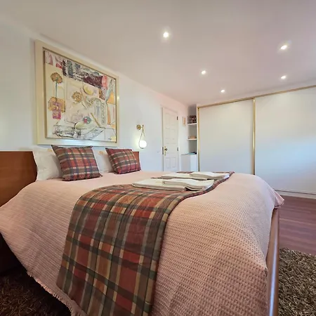 Castrum - Nature - Jacuzzi - Sauna - Banho Turc - Bilhar - Matraquilhos *