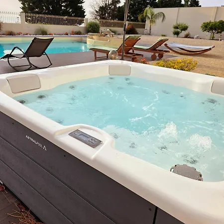 Villa Castrum - Nature - Jacuzzi - Sauna - Banho Turc - Bilhar - Matraquilhos