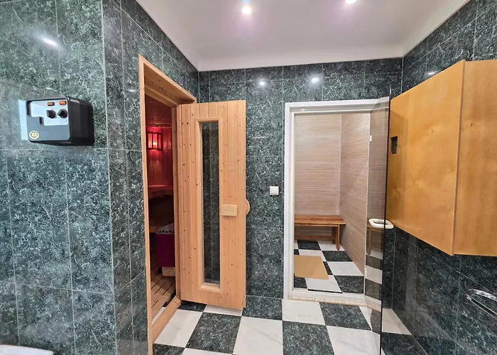 Castrum - Nature - Jacuzzi - Sauna - Banho Turc - Bilhar - Matraquilhos Моледу