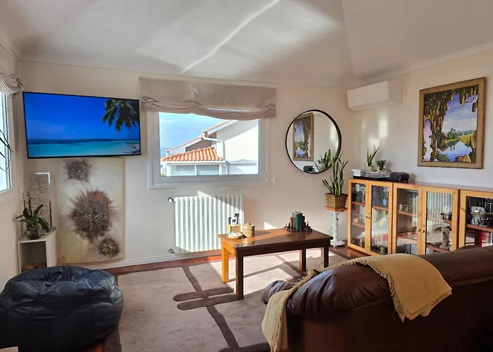 Вилла Castrum - Nature - Jacuzzi - Sauna - Banho Turc - Bilhar - Matraquilhos *