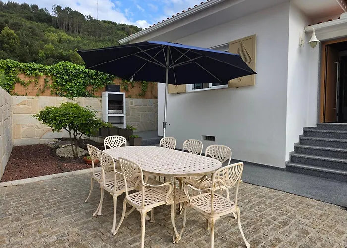 Castrum - Nature - Jacuzzi - Sauna - Banho Turc - Bilhar - Matraquilhos